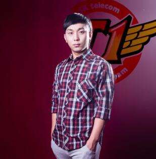 lol直播八神年收入多少 lol八神直播地址