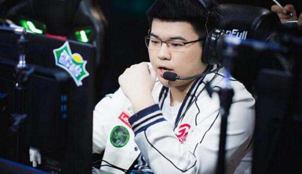 韦神再出奇招 盘点韦神的5大赛场黑科技