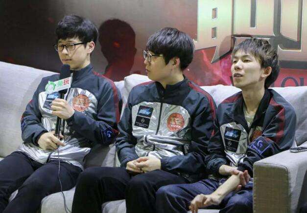 RNG赛后专访:这个版本上单天使不太好