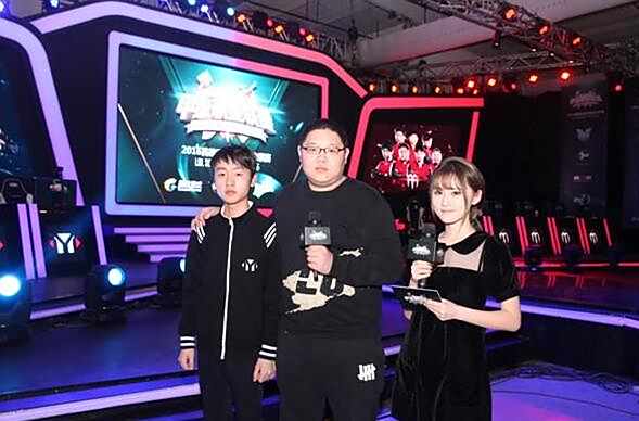 PDD现身LSPL 助YM成功BP二追三决赛会师EDE