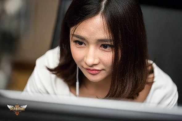 lol解说:不爱装逼的LOL解说都不是好解说