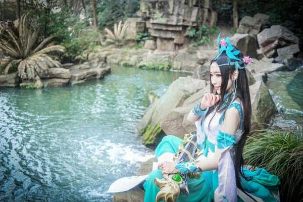 劍網(wǎng)3長歌御姐COSPLAY 千古文人俠客夢