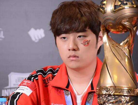 SKT赛后专访:海底捞不是发挥不好的原因