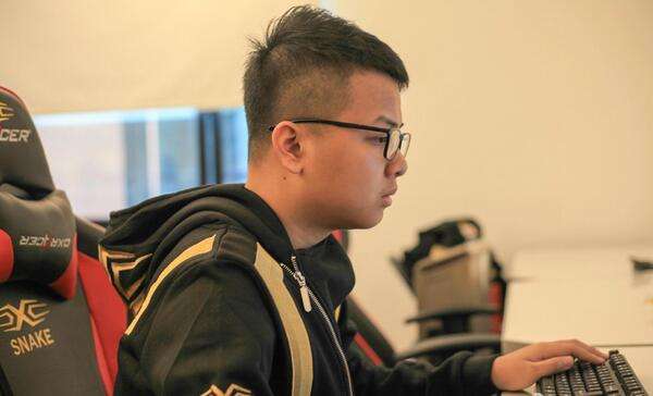 采访越南Faker:100pin延迟打到韩服前十