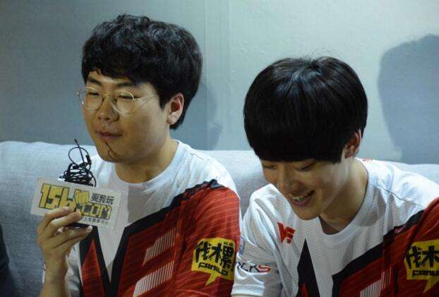 WE赛后专访：中单最大的对手是IG的Rookie