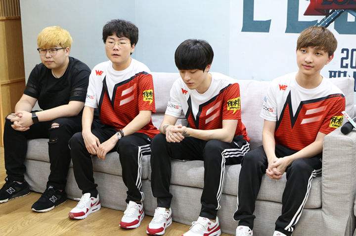 WE赛后专访:夏季赛队服比春季赛好看多了