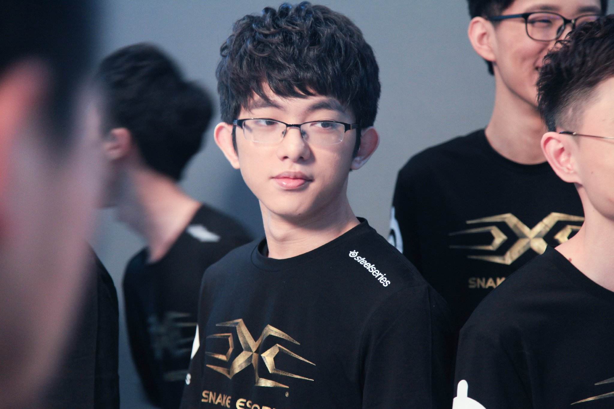 吾王草莓退位后 谁能戴上LPL颜值桂冠