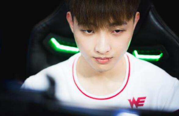 夜空中最亮的国产之星 LPL新希望之兮夜