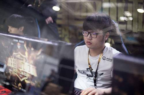 LPL前瞻:SS对话RNG 目光不能从野区离开