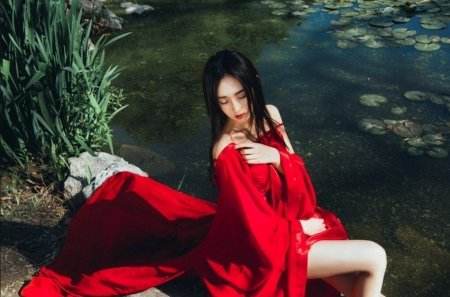 CJ版校园偶像剧！《英魂之刃》女子战队曝光