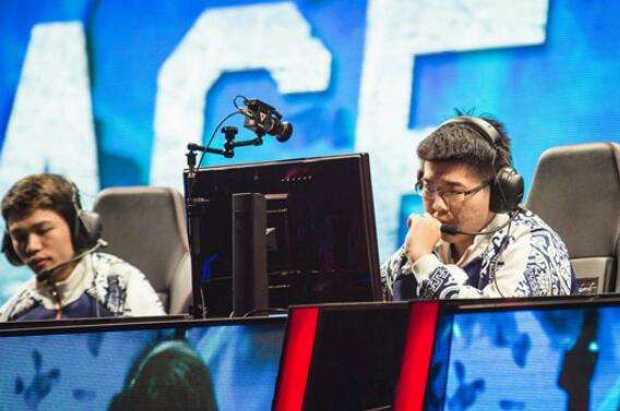LGD已经陷入绝境 韦神已成为唯一救世主