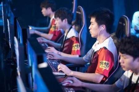 WE、LGD领衔出战 英魂之刃携顶级赛事亮相CJ