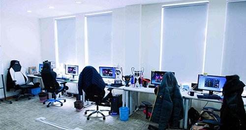 RNG基地水费一个月18万？ 洗澡狗直面水费18W视频