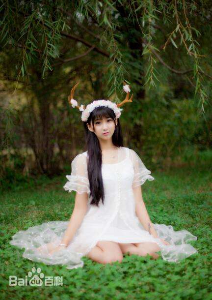 竞迹主持人小七个人资料 戚蓝尹居然是她？