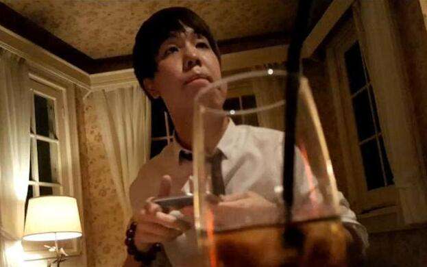 小漠直播约会露脸 慕诗琪：和照片有点差别