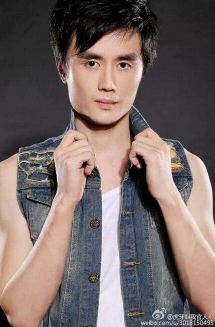 lol烫了个发是谁 叫我官人大师号也无敌