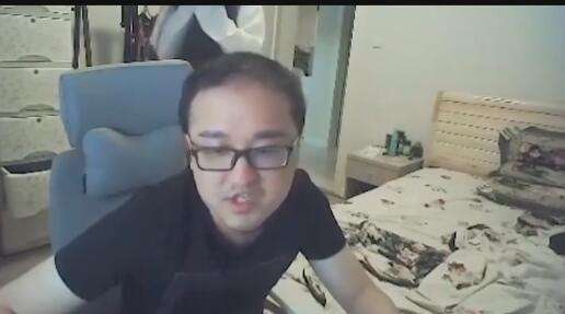 笑笑直播被女鬼吓视频 结果当场开撕