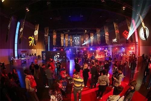 见证传奇!2015全球总决赛的故事