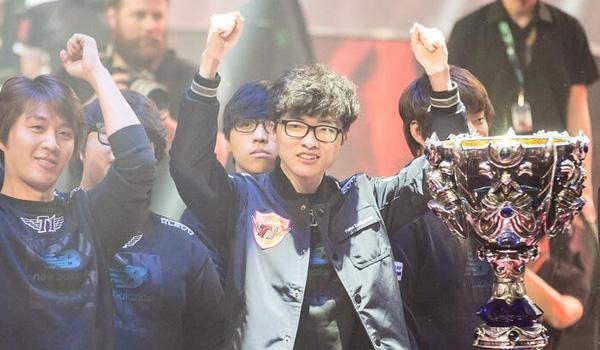 大魔王Faker的进化史 能屈能伸才是好中单!