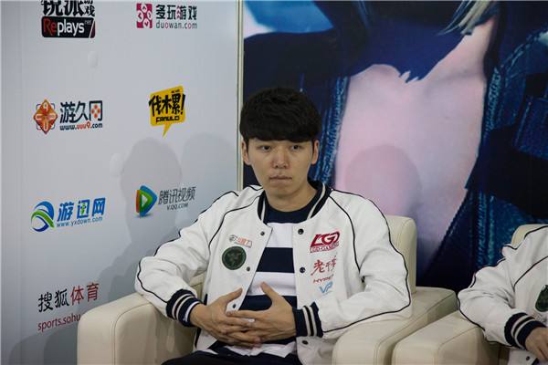 LGD采访：不想碰RNG imp高兴过头误入女厕所