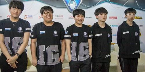 从路人王到击败UZI：大放异彩的赛场新星