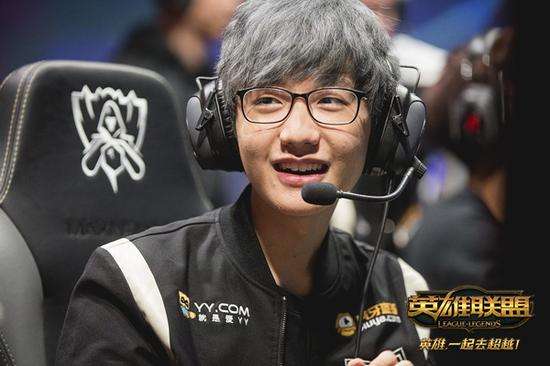 日媒采访小花生Peanut:喜欢看日本动画