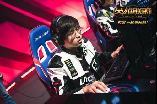 Clid盲僧一脚定乾坤 QG不败登顶