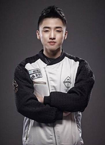 OMG中单icon是谁 谢天宇icon是富二代吗