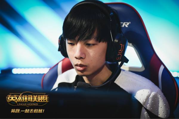 LPL全华班内战将起 姿态将再面老东家