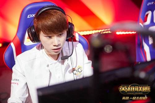 LPL中单篇：Scout攻守兼备 Rookie团队核心