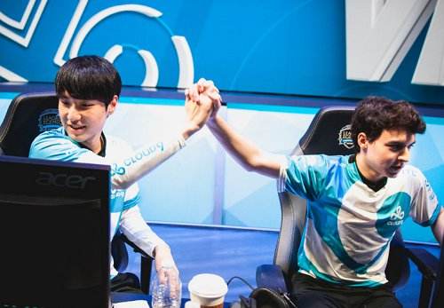 LCS半决赛综述：G2巩固王权，C9轻松横扫