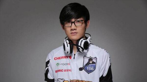 永远年轻永远穿越火线：跟随明星大神重回青春赛场