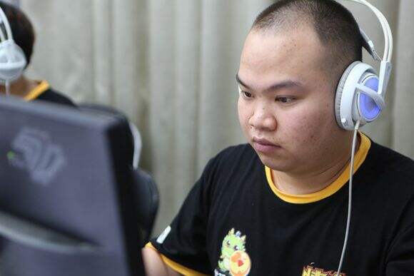 CFPL毫无存在感的他 这回终于为自己正名了