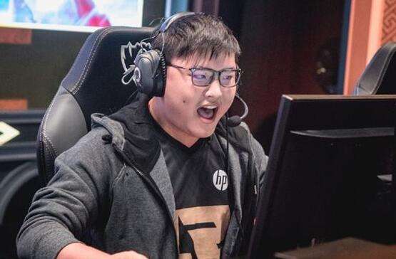 pdd谈s7we和rng必然有一支队伍杀入总决赛