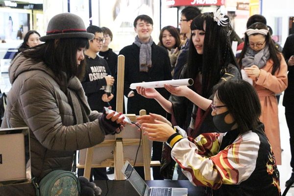 SQUARE ENIX CAFE上海开业FF14主题排长队