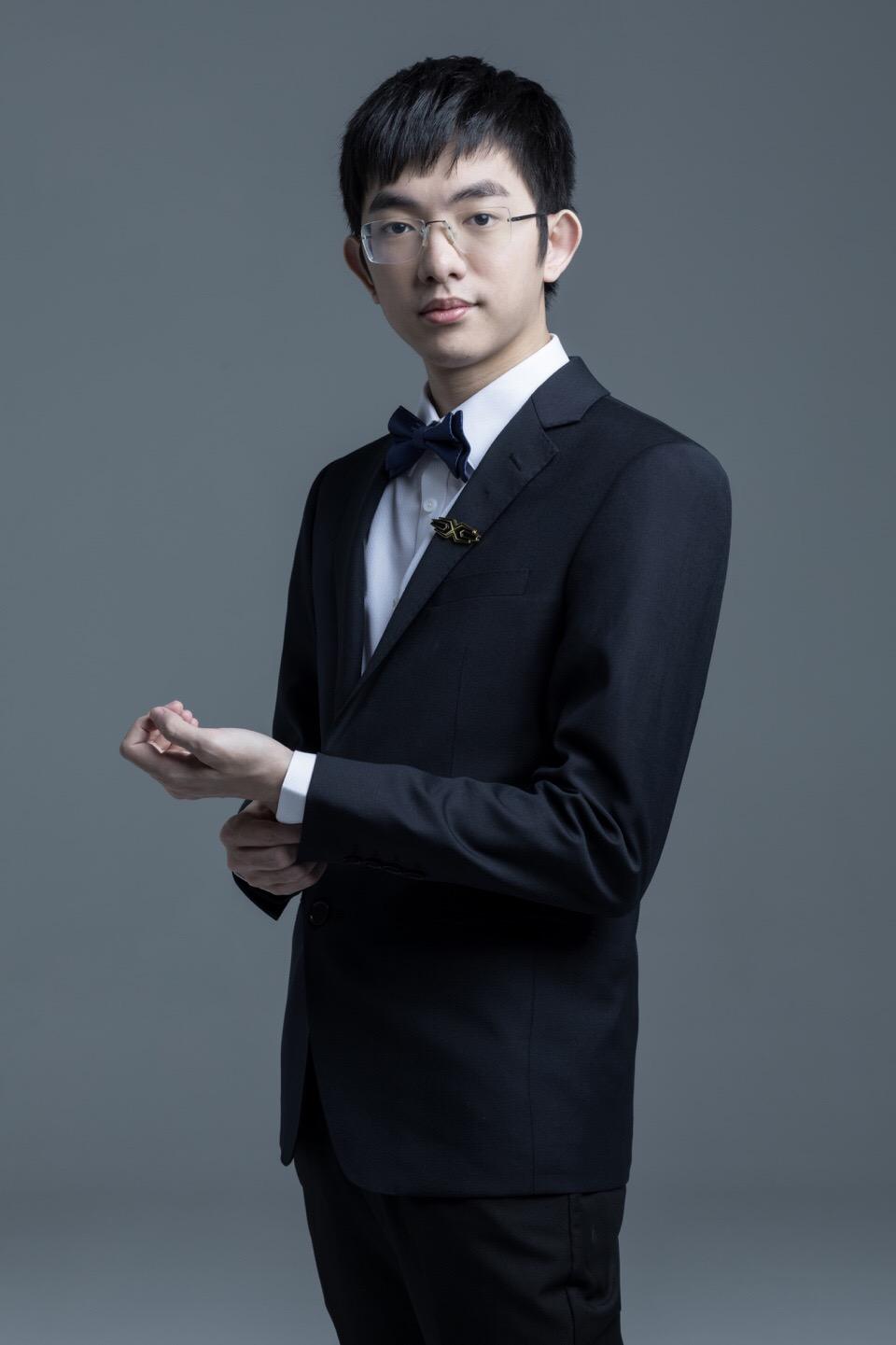 LPL春季赛Snake定妆照 圣枪哥一打五