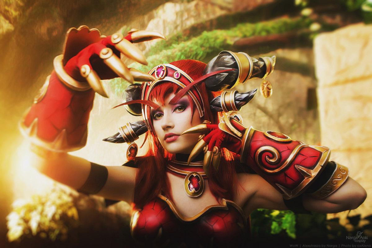 魔兽红龙女王cos清凉上阵妩媚霸气