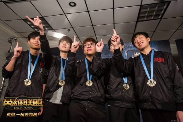 EDG新秀崛起 少年iBoy与他的冠军之心