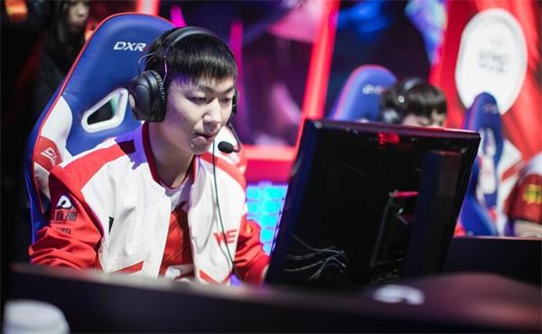 从默默无闻到龙之子condi沉浮职业路