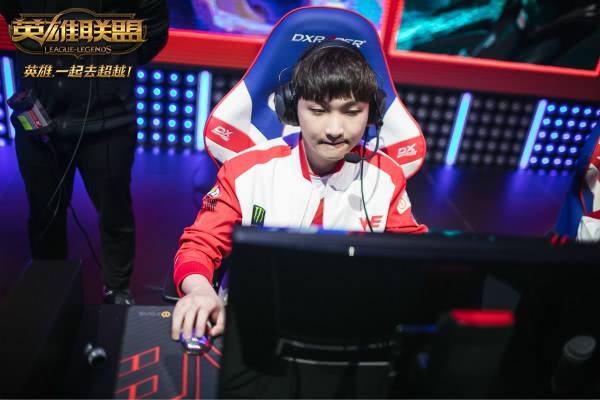 今日预告：Doinb再遇Swift RW冲六连胜