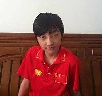 少年成为队伍大腿 兮夜已是LPL老牌中单