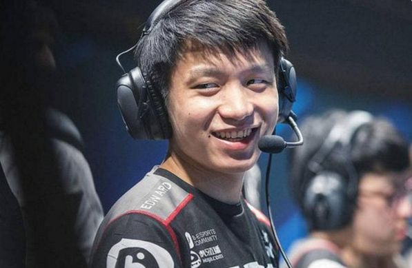 香锅厂长康帝去哪了_特玩网lol英雄联盟专区