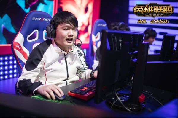 宿命对决再上演 WE交锋IG点燃LPL五周年